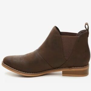 Rocket Dogs Maylon Chelsea Boots Women’s Size 8